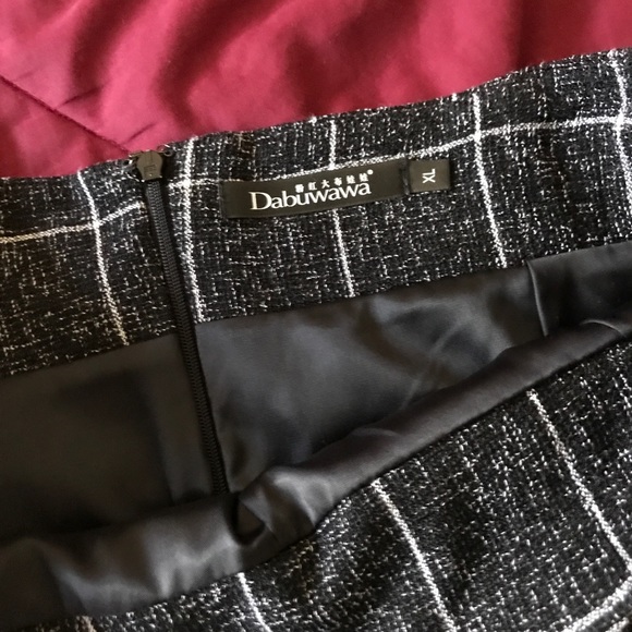 Dabuwawa Button Checkered Skort XL (M-L) - Picture 3 of 8